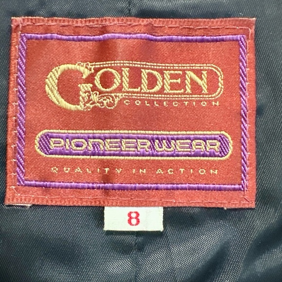 Vintage Gypsy Boho Biker Core Leather Fringed Vest w toggle buttons - Picture 4 of 5